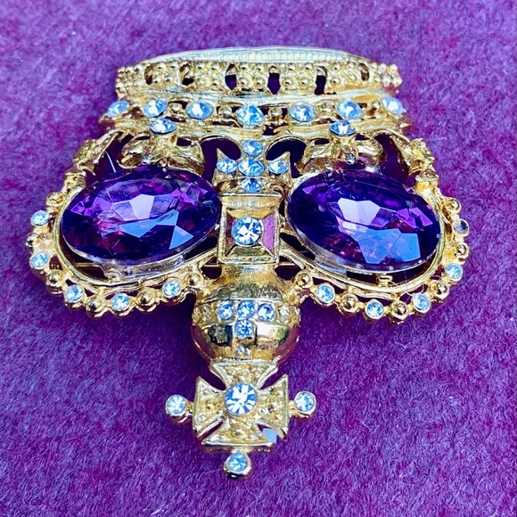 Stunning Gold and Gemstone Crown Brooch Lapel Jacket Pin - Picture 7 of 8